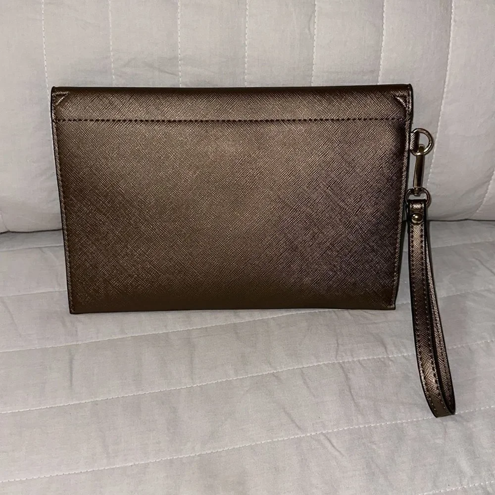 Elim & Paul Taupe Gold Tone Metallic Envelope Clutch Wristlet